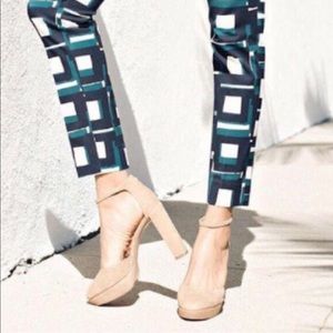 Banana Republic Villa Platform Pump in Camel